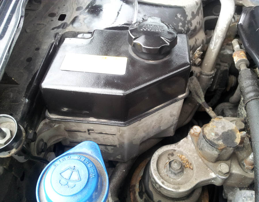 Kia Rio LX CRDI radiator-bottle